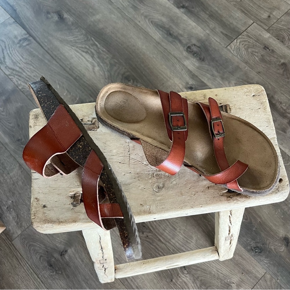 Sold  xlist Footbed Sandals Brown Time and Tru Asymmetric Strap - Picture 5 of 6
